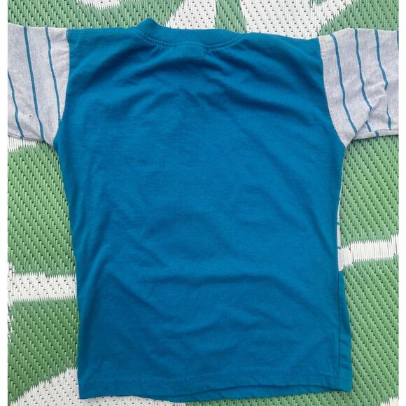 Vintage Bootleg Tom and Jerry “Slam Dunkin” Cartoon Tee | Kids Graphic Shirt - Picture 4 of 4